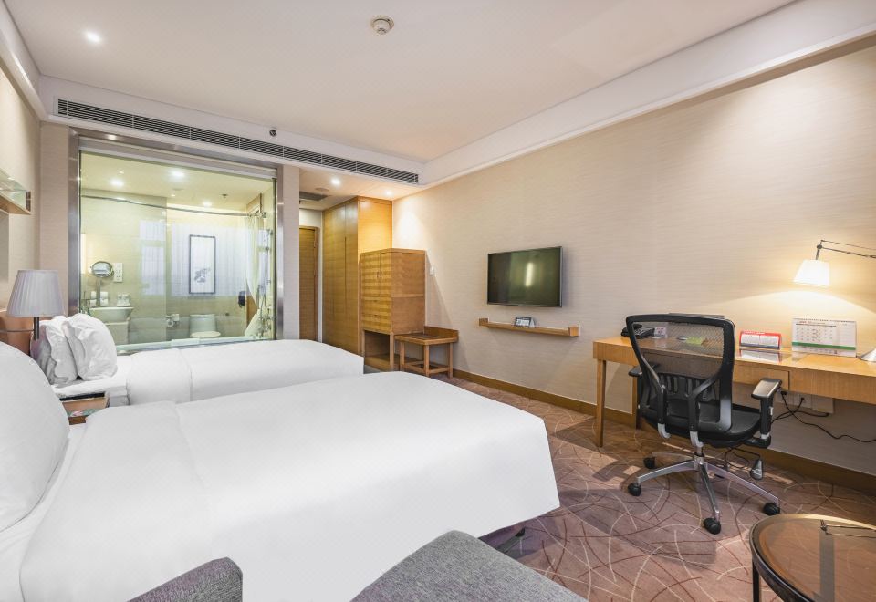 假日高級雙床房