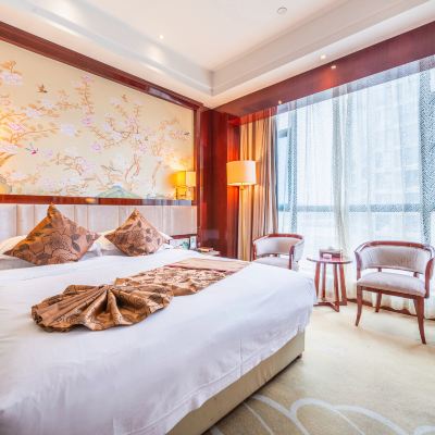 甄選高級大床房 滁州金鵬廣場酒店優惠