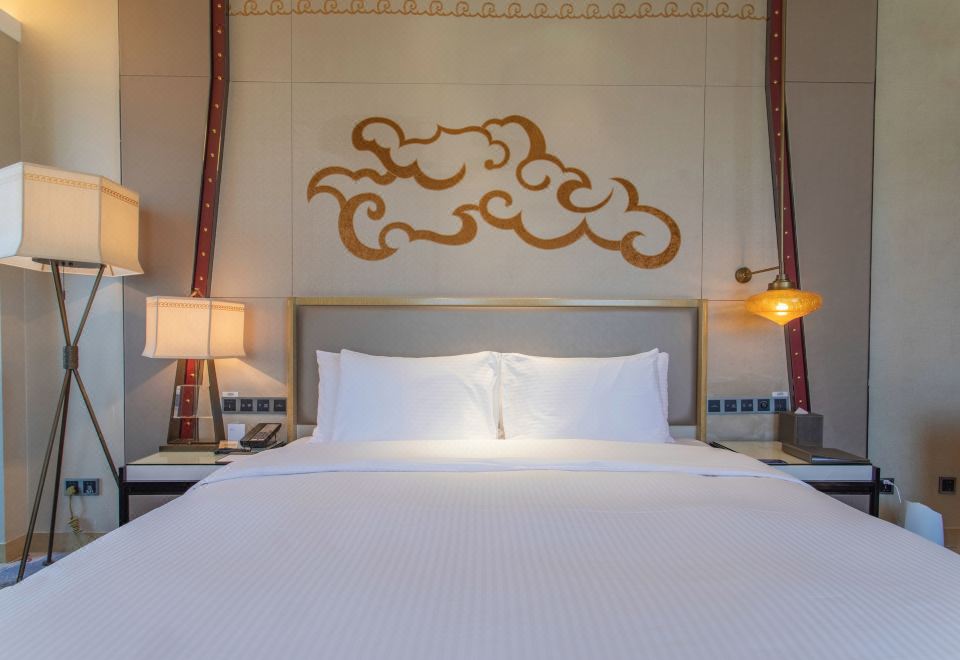 高级豪华房（悦享城景+深睡床垫+静音加湿器）