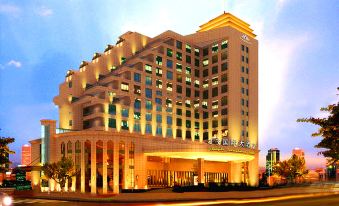 Linchuan Champion International Hotel