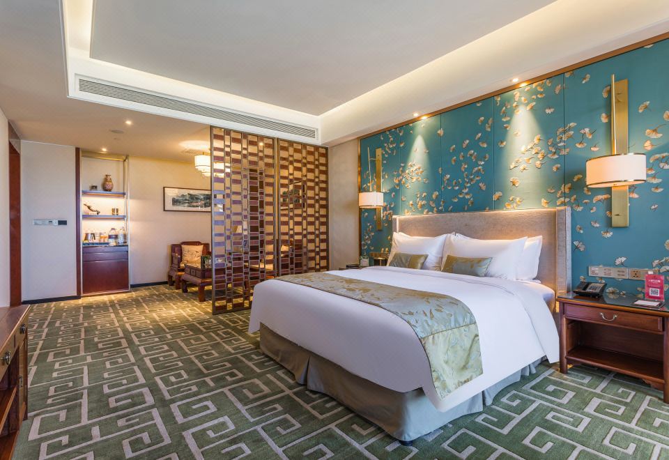 行政商務大床房（斯林百蘭床墊+德國高儀恆温沐浴）