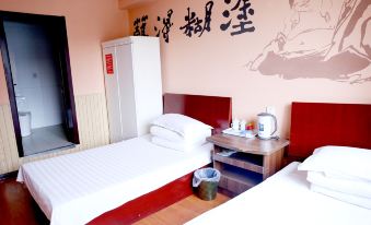 Dongchen Hotel