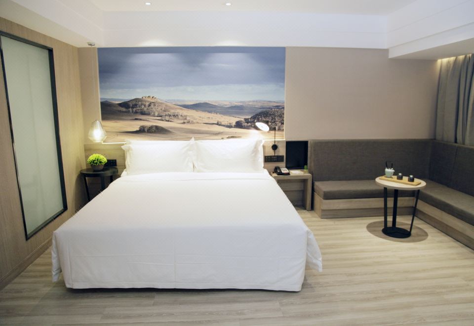 Jimu King Bed Room