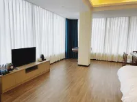Luoding Lakeside Residence