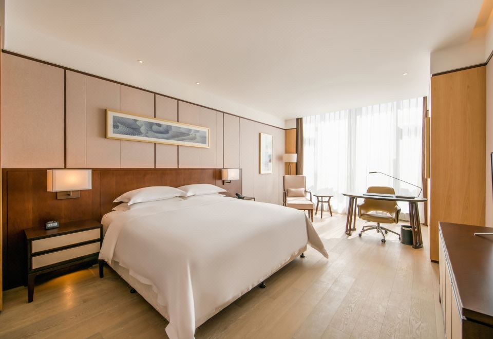 尊享大床房【高樓層落地窗】