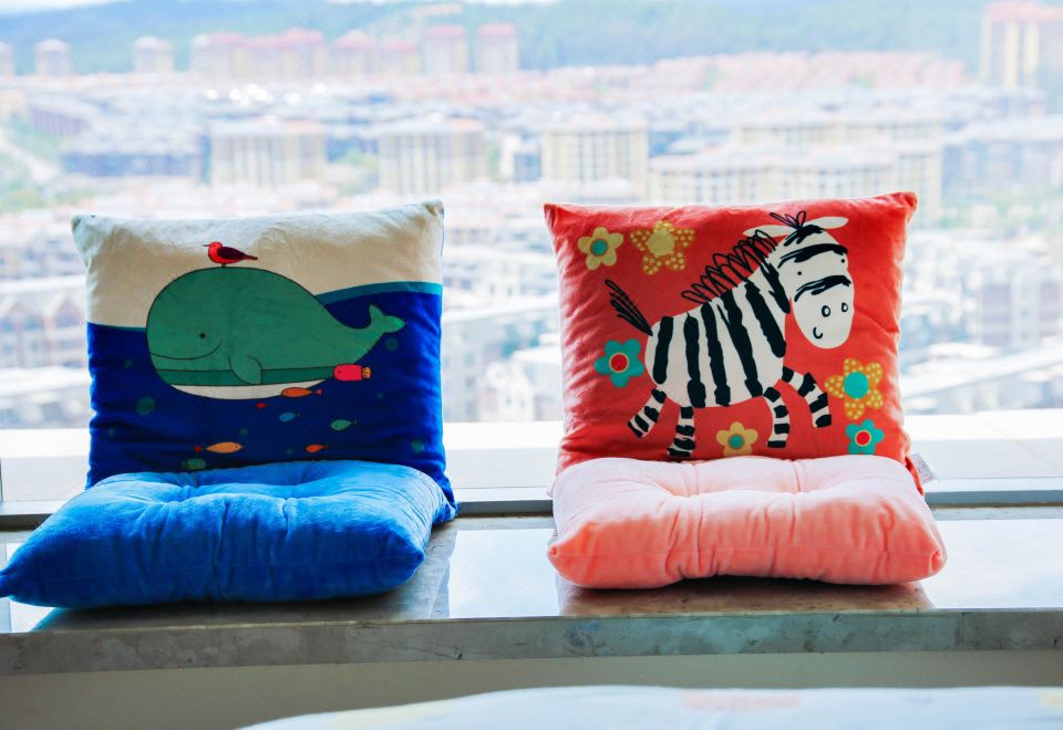 亲子大床房（小童帐篷+小童浴袍+玩偶+小童洗漱用品）