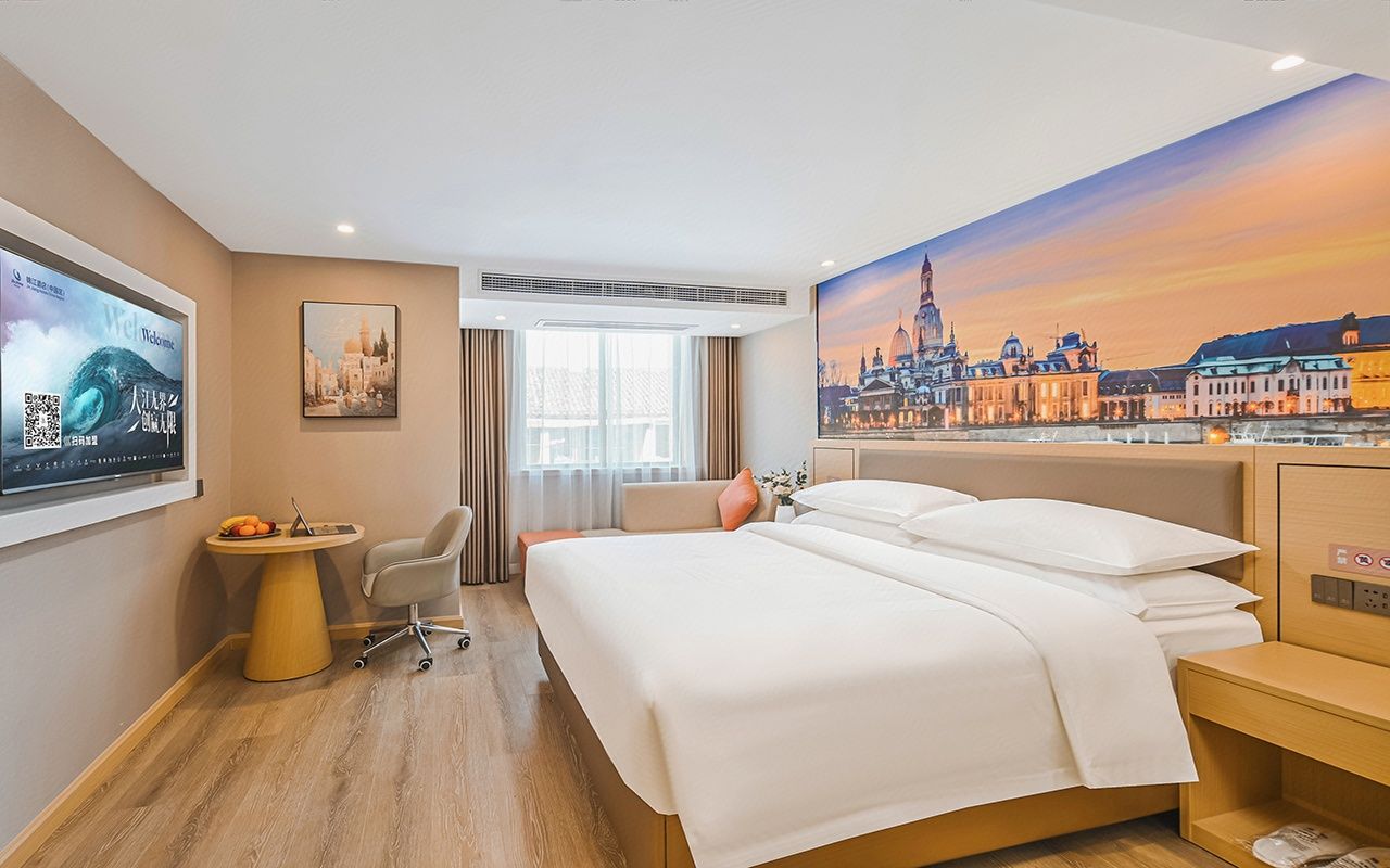 愉梦大床房（电视投屏）