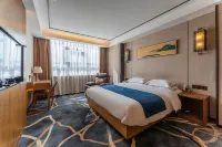 Maison Realm Hotel