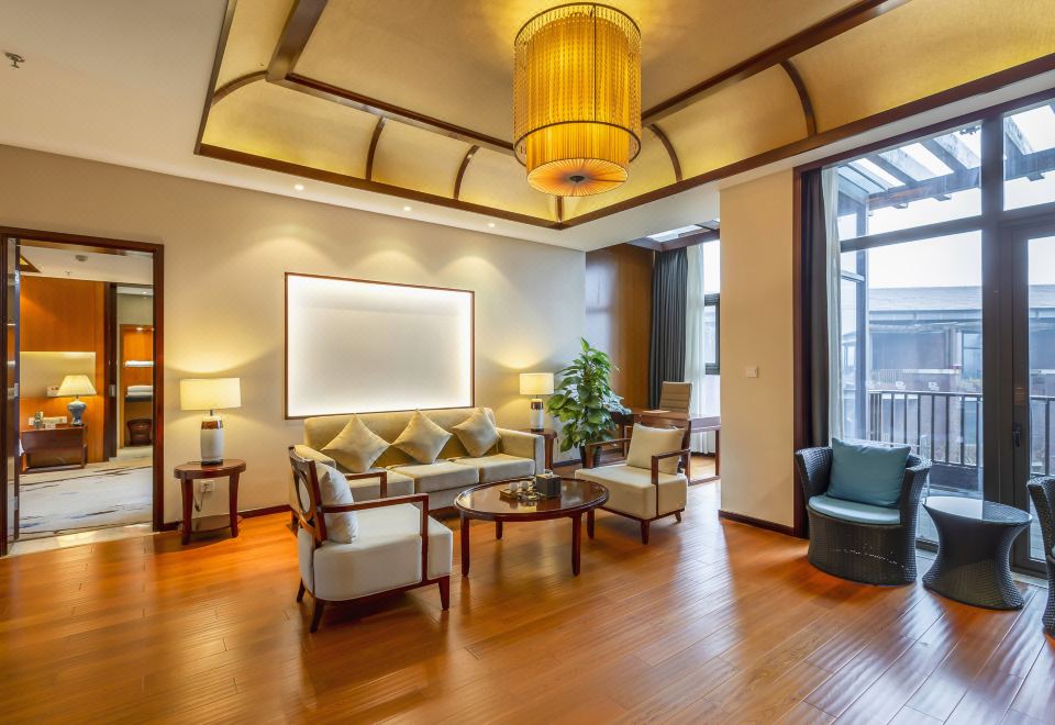 行政豪华私汤套房