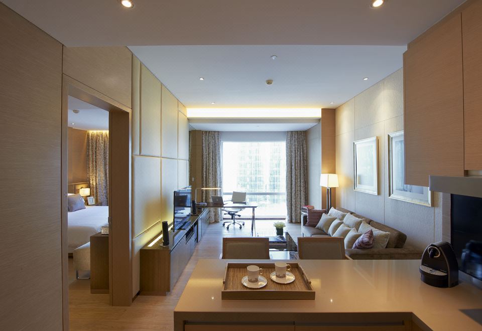 One-Bedroom Executive Suite