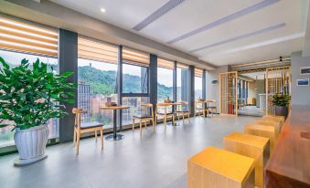 Zunyi LanShe Hotel