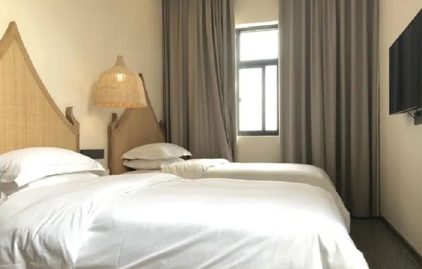 和瑞景逸双床房