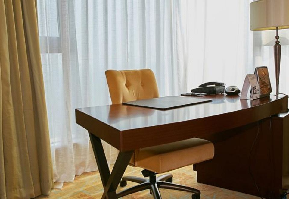 Fairmont Yangcheng Lake KunshanFairmont Garden View Room