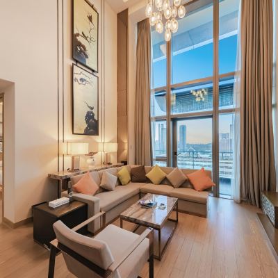 尊享·複式海景三房一廳丨琴澳景緻丨大客廳丨海景陽台 珠海華髮·會展行政公寓優惠