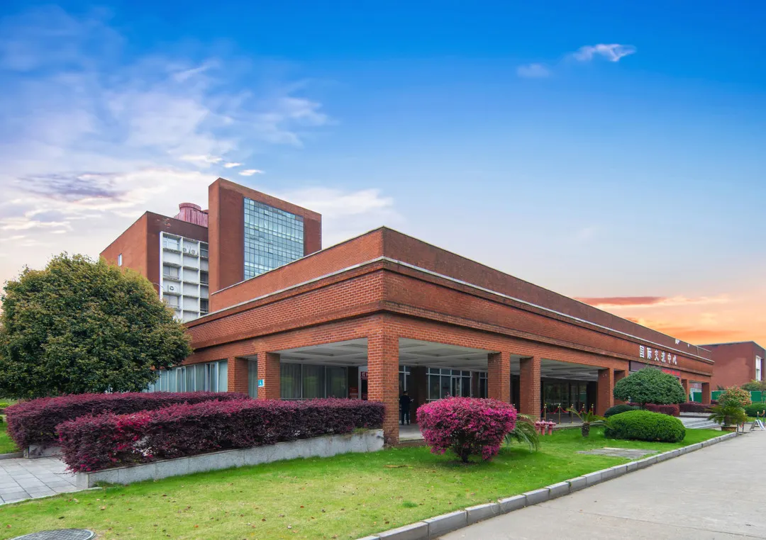 Jiangxi Bailu Hotel - Nanchang