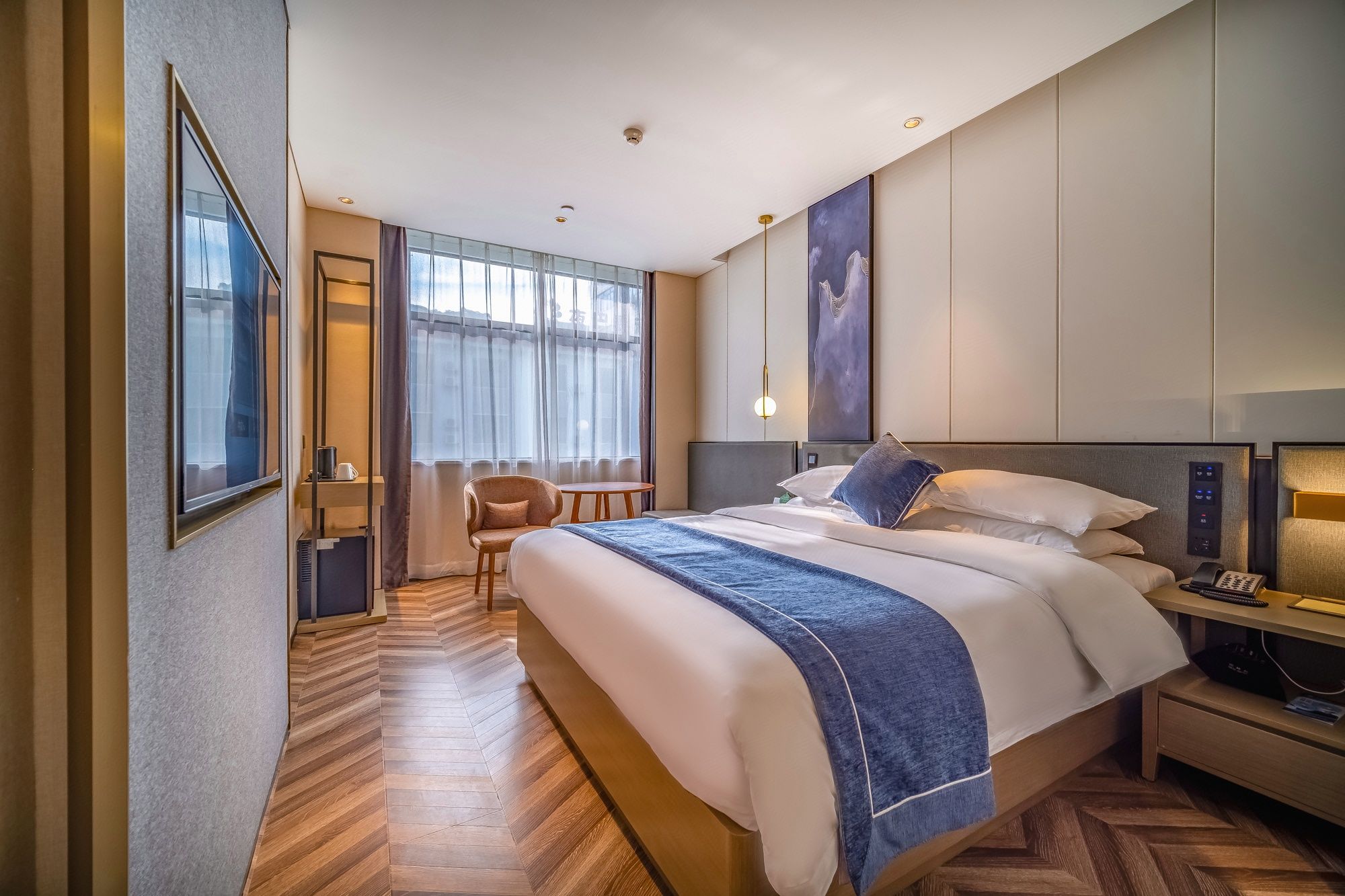 丽致城景大床房