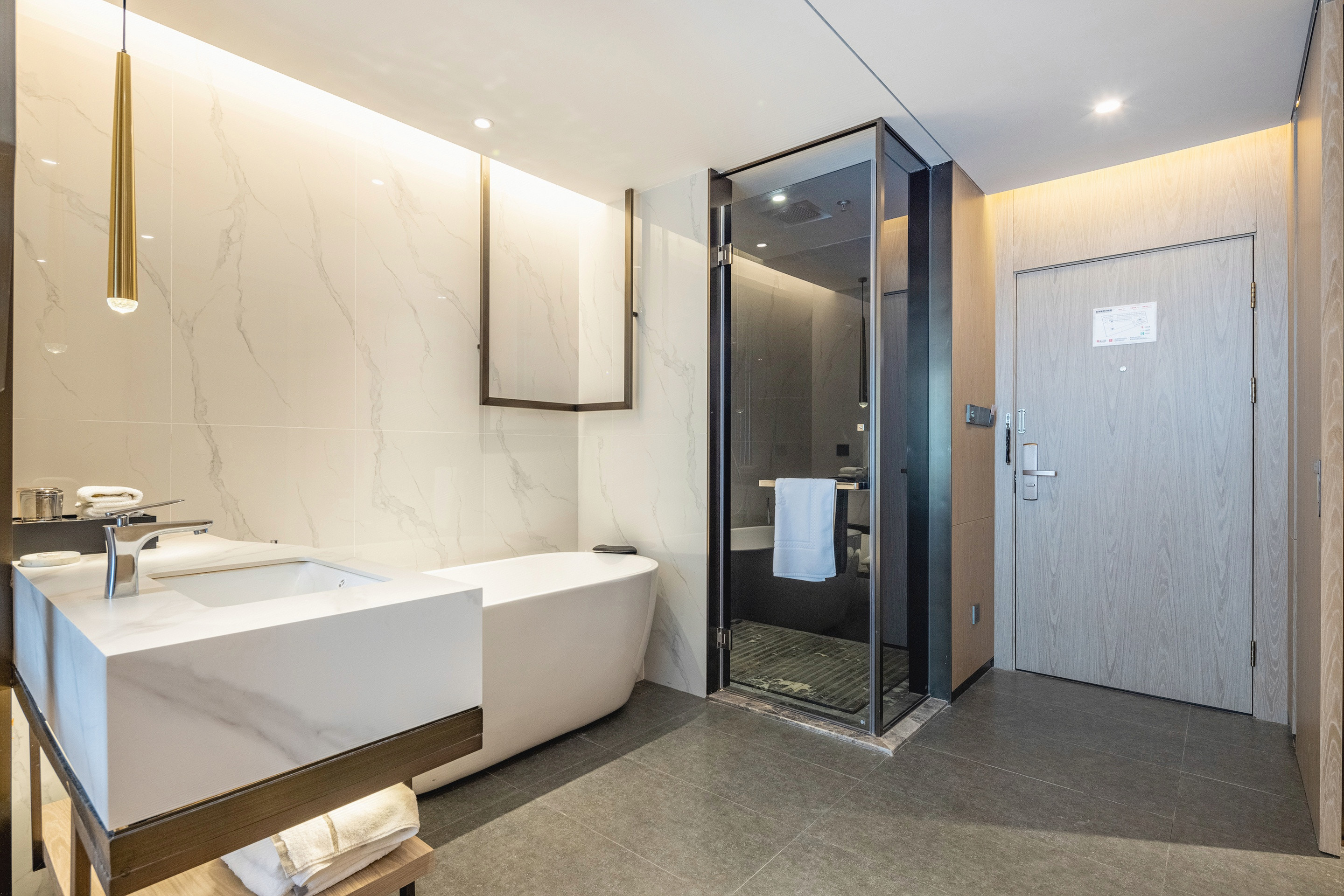 河景漫游丨大床房（至尊河景）