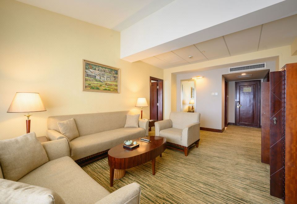 Asia Gulf HotelExecutive Sea-view Suite