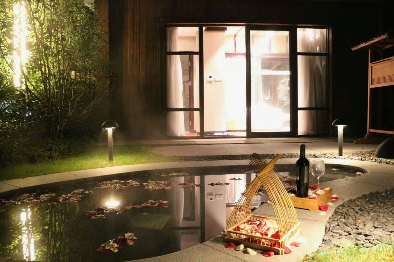 Rsun the Lakefort Hotel庭院私汤大床房