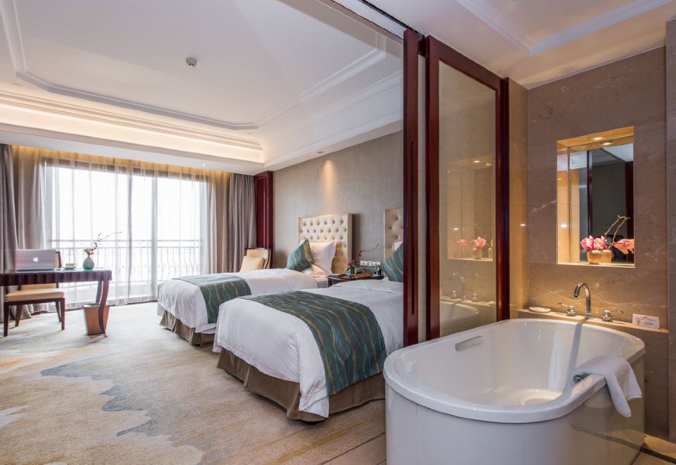 钱塘尊贵江景双床房—带阳台