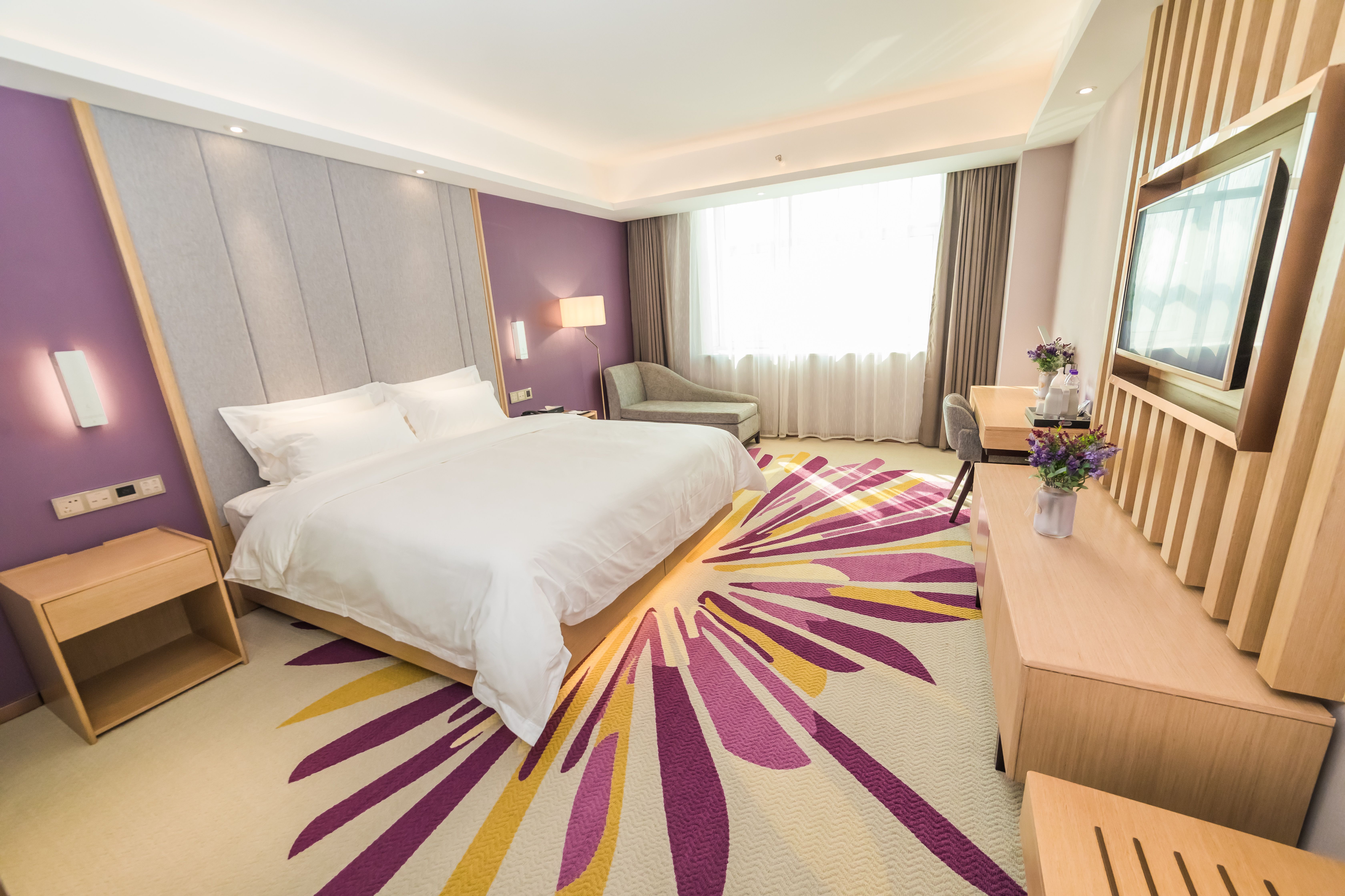 商务大床房（香薰仪/地暖）