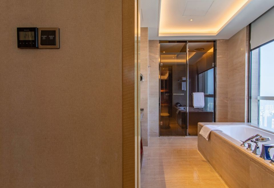 高级豪华房（悦享城景+深睡床垫+静音加湿器）