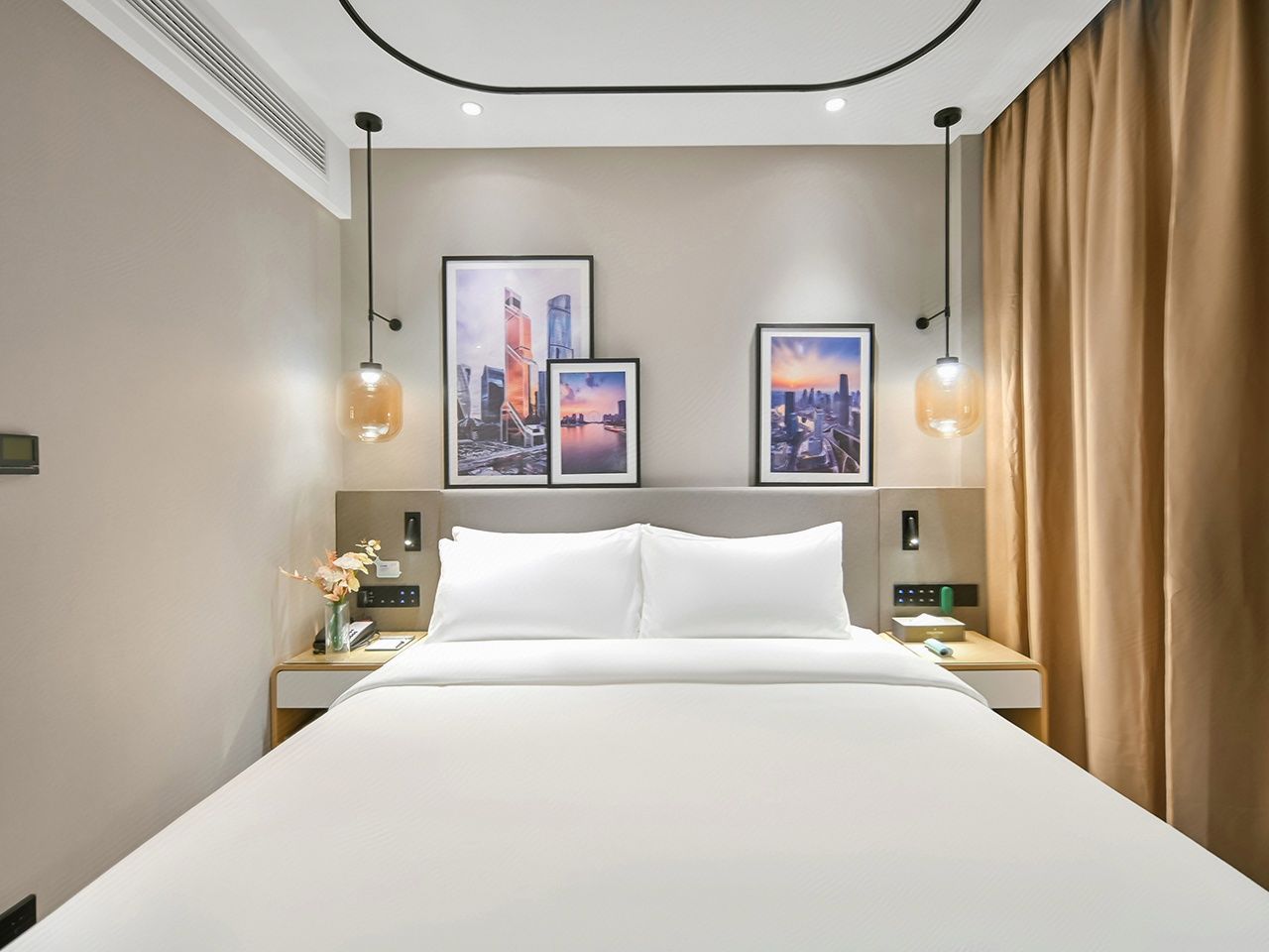 Country Inn & Suites by Radisson, Tianjin Fifth Avenue Xiaobailou Metro Station纯净大床房（智能客控+小冰箱）