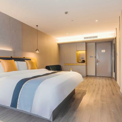 套房（快速投屏電視） 如家商旅飯店（上海世博園成山路地鐵站店）優惠