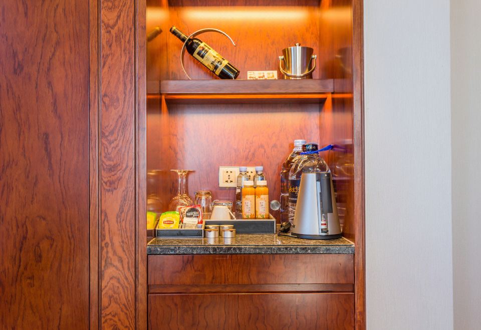 高空公園景觀房（斯林百蘭床墊+德國高儀恆温沐浴）