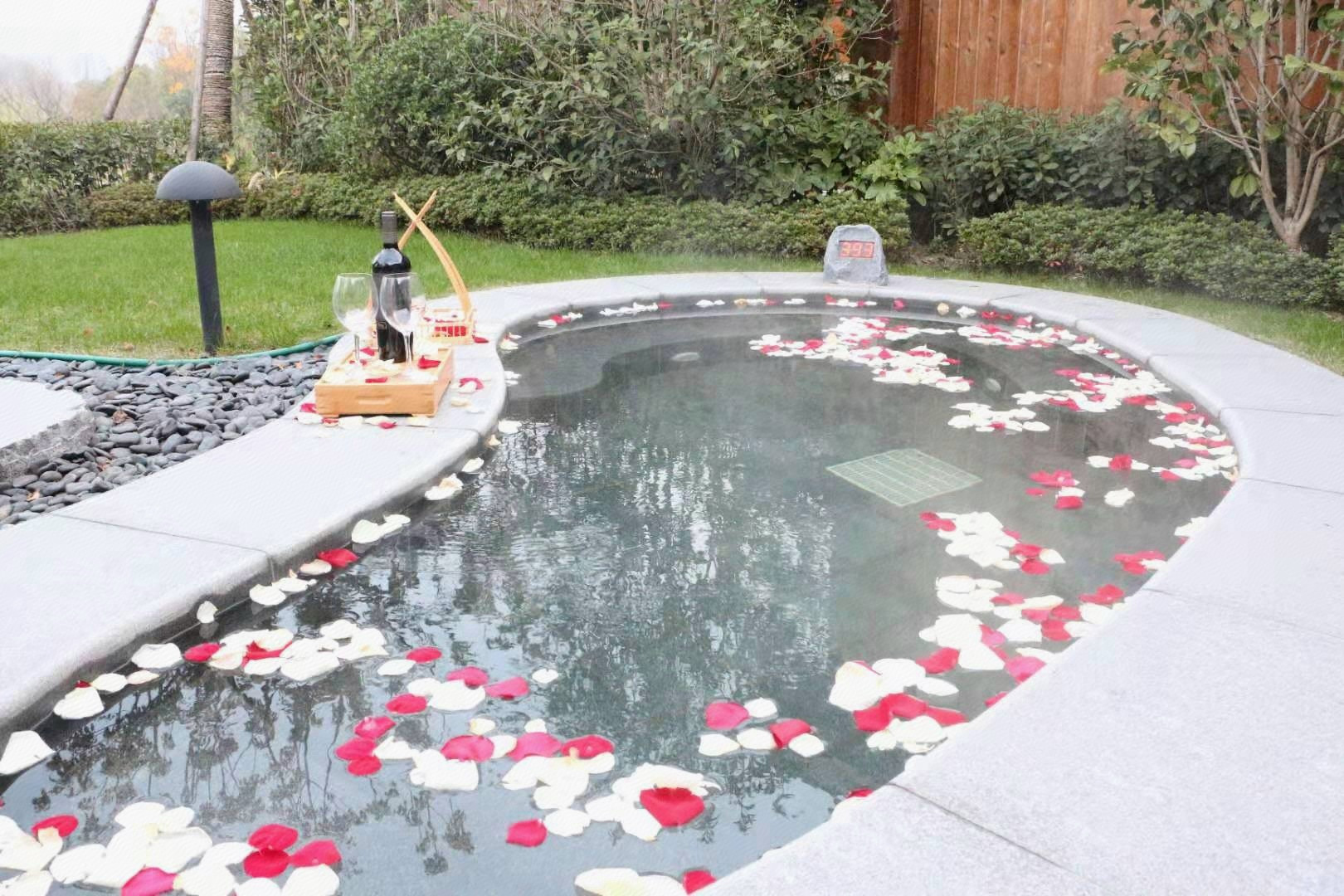 庭院私汤大床房