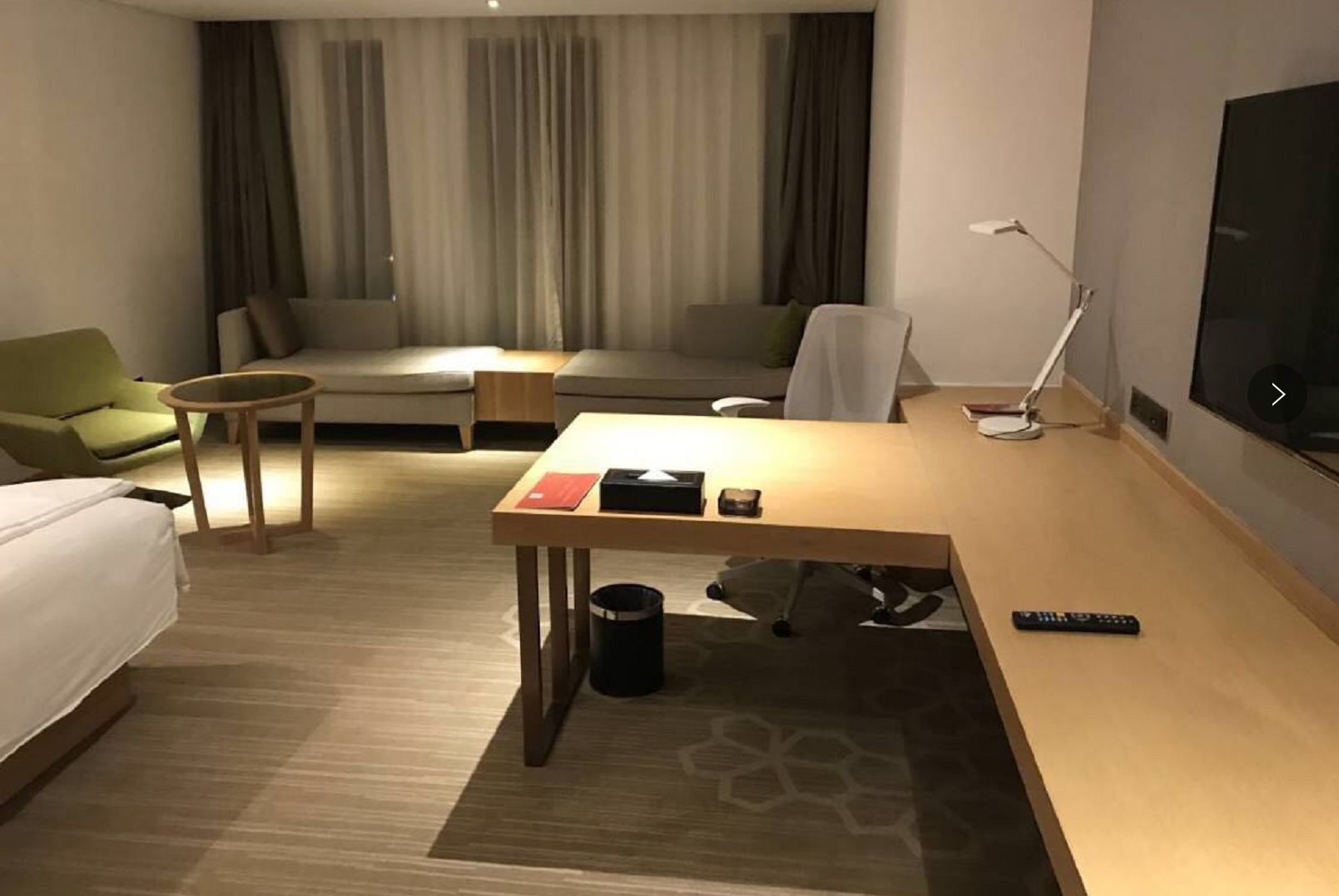 雅居大床房（助眠枕+MINI吧）