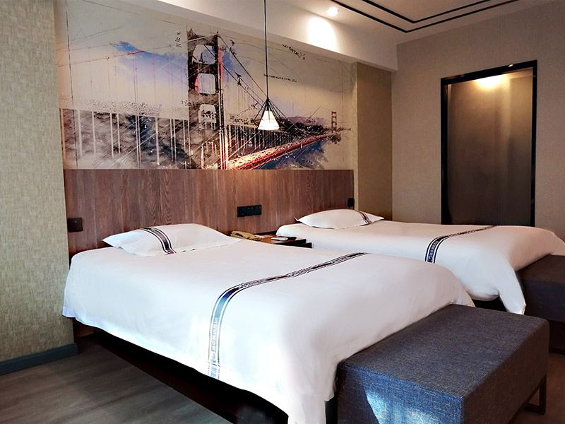 花园尊享双床房