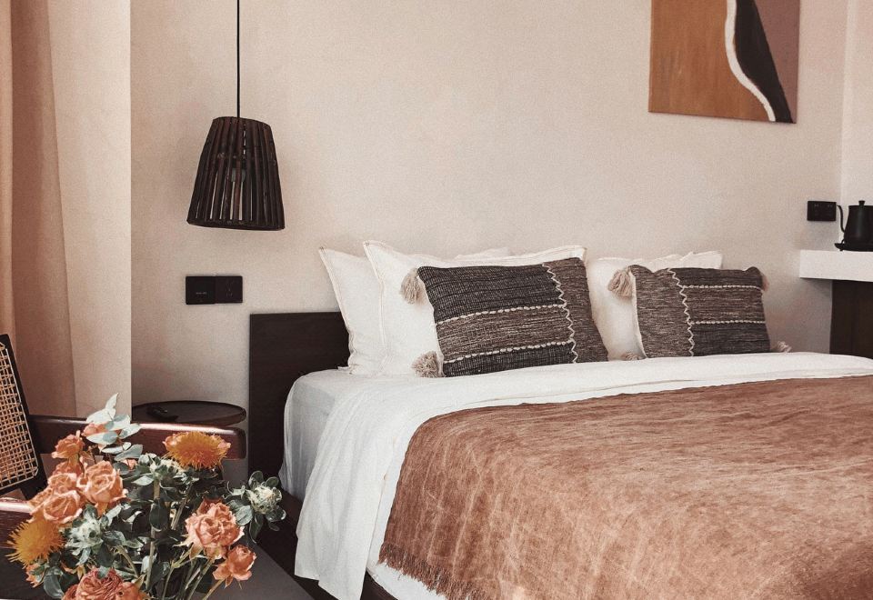 海灘?瀉湖陽臺大床房