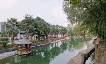 Jinhai Xueshan Spa Resort