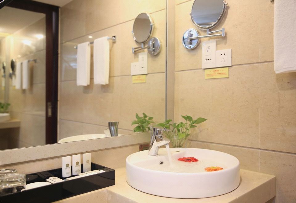 行政豪华大床房