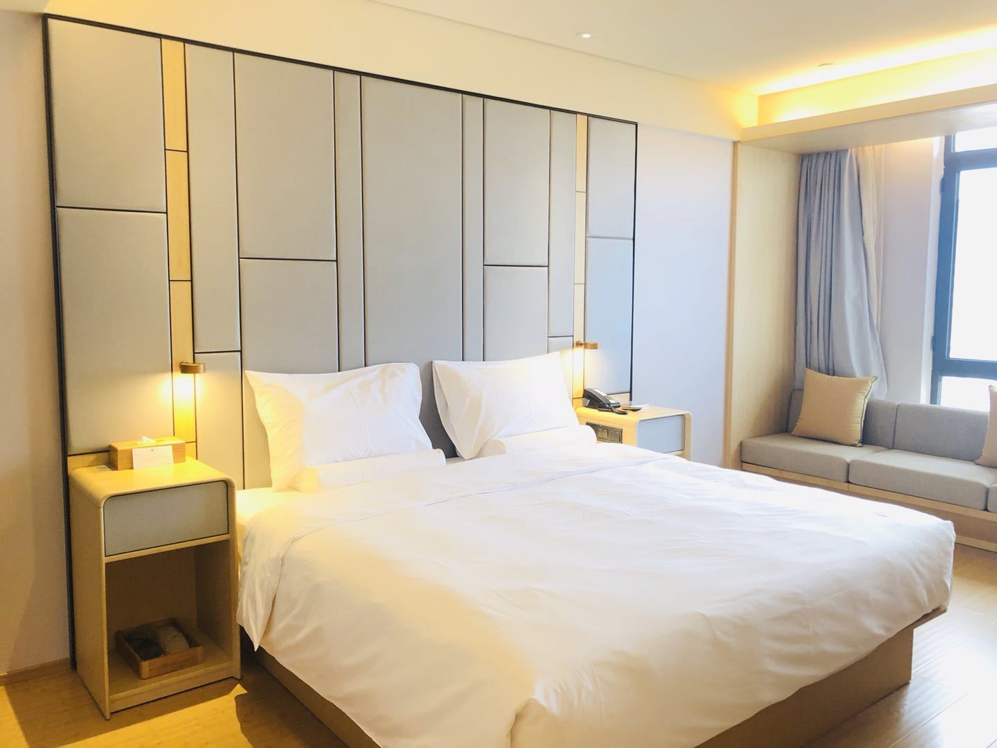 舒压-高级特大床房（金可儿床垫+地暖）