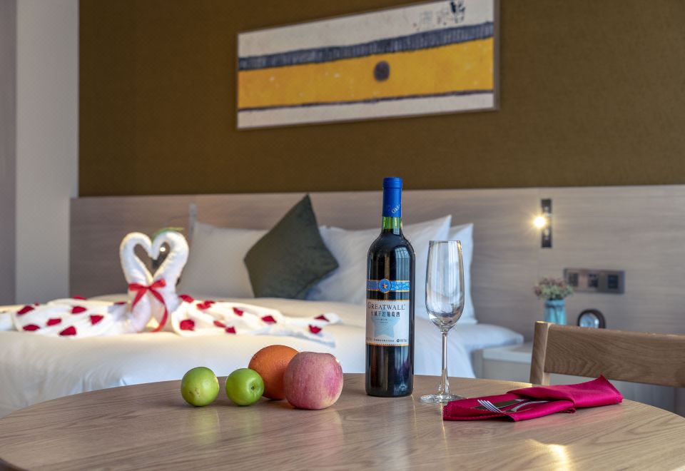 豪华大床房（超大空间+智能马桶）