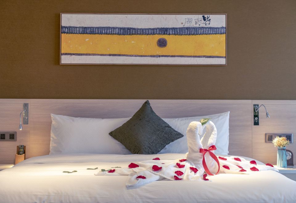 豪华大床房（超大空间+智能马桶）