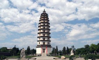 Dingzhou Hongsheng Hotel (Chongwen Street Kaiyuan Temple Tower Branch)