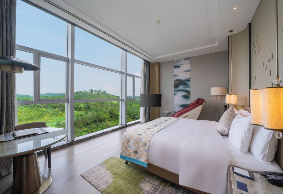 高尔夫湖景?行政套房