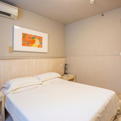 標準大床房 錦江之星（成都太古裡東風大橋店）優惠