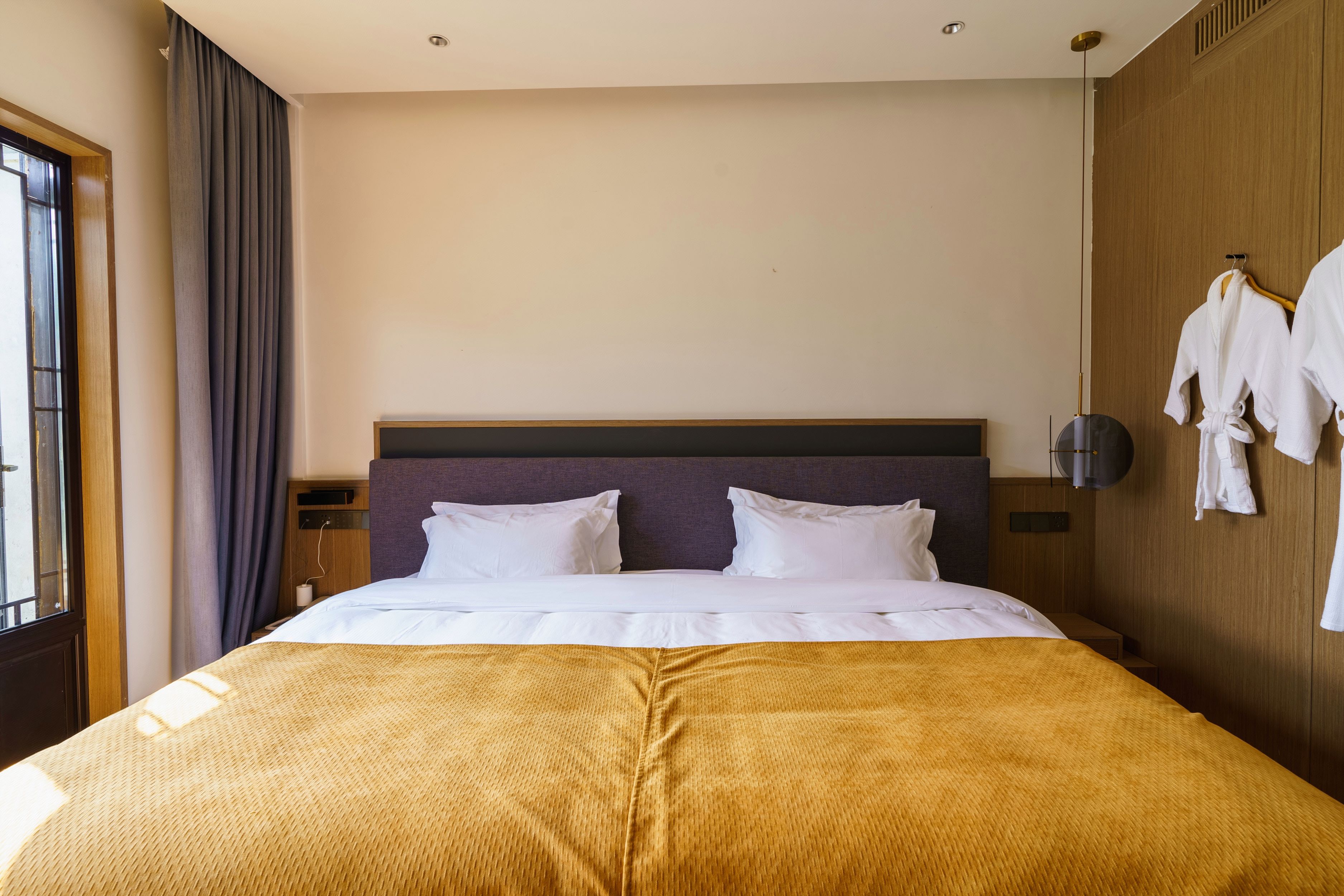 河面之上阳台房