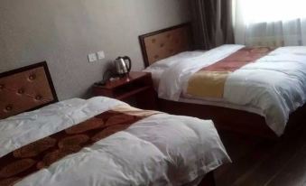 Fuyuan North Xinjiang Chun Hotel