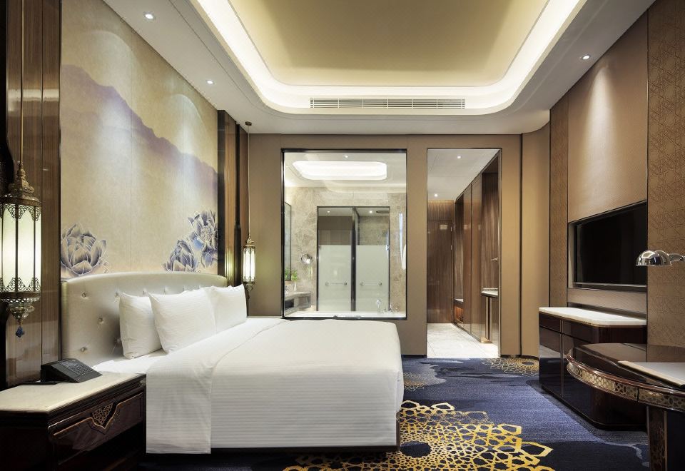 高级豪华大床房（尊享空间+深睡床垫+高层通透采光 ）