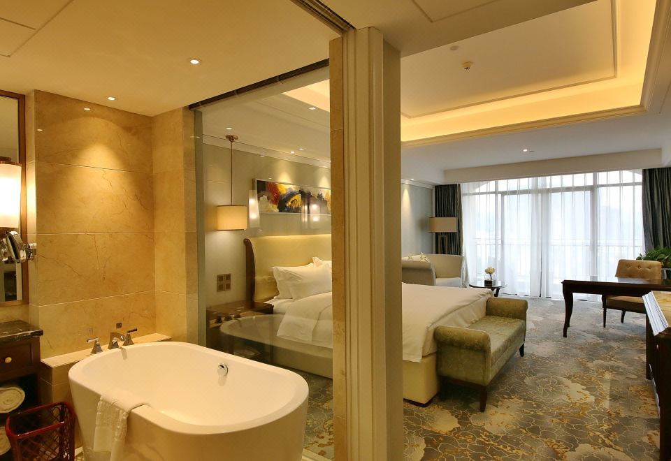 江景豪华大床房