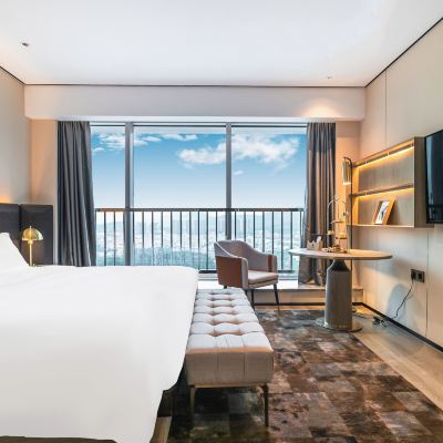 宜居大床房【靜謐城景+智能客控+小冰箱】 廣州鈞明歡樂世界宜尚PLUS飯店優惠