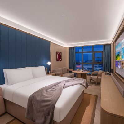 行政大床房（深泡浴缸+小冰箱+加濕器+香薰晶石） 桔子水晶蘭州西站中天健廣場飯店優惠