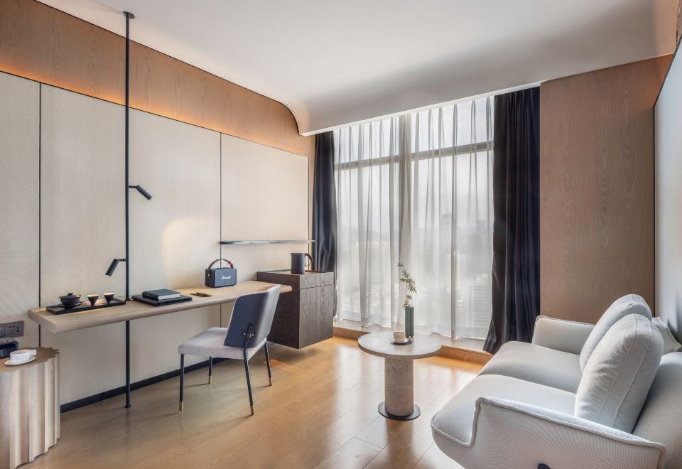 ICON LAB Hotel Shenzhen FutianSkyline City View Double Room