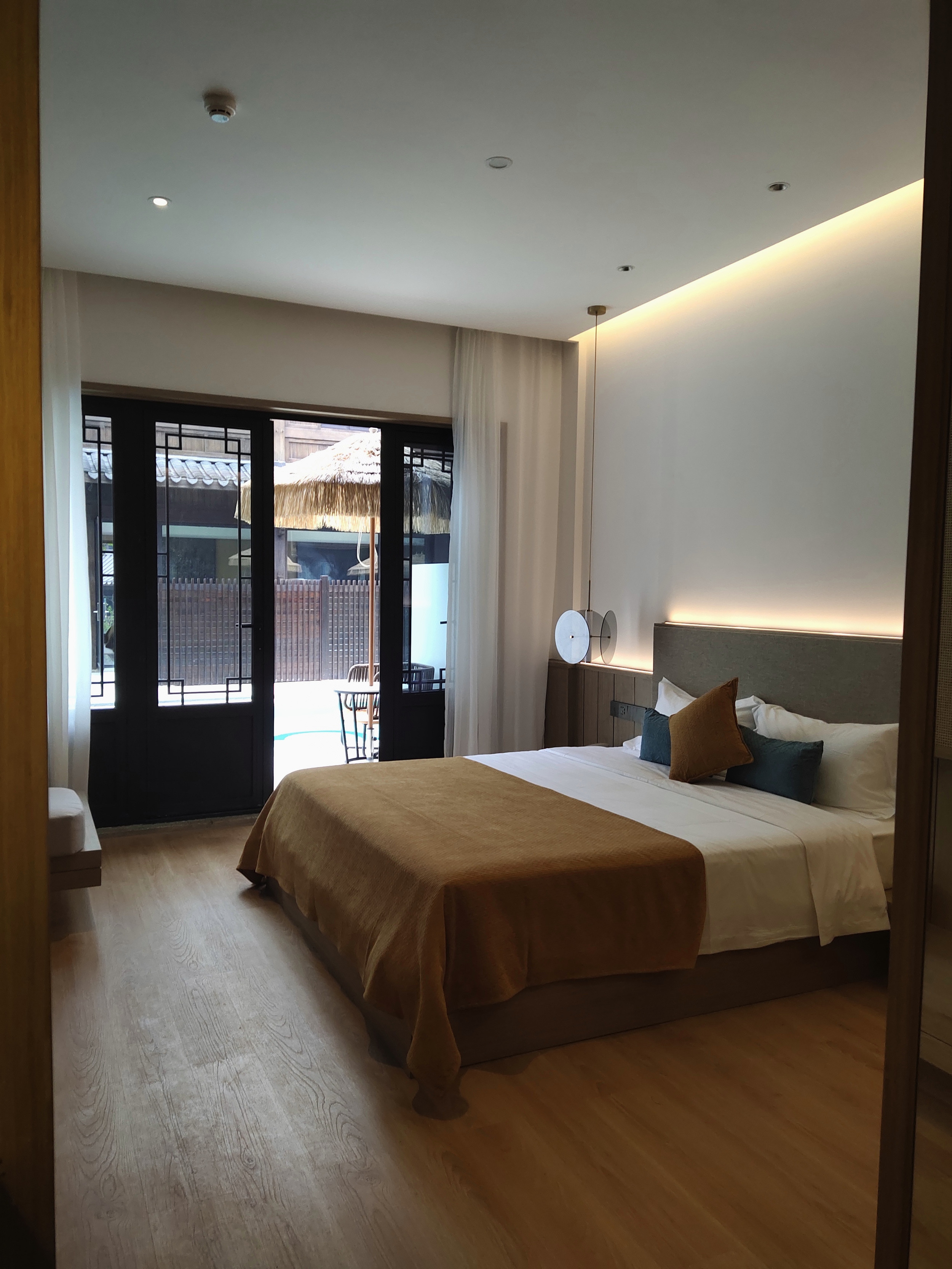 池畔恒温私汤房