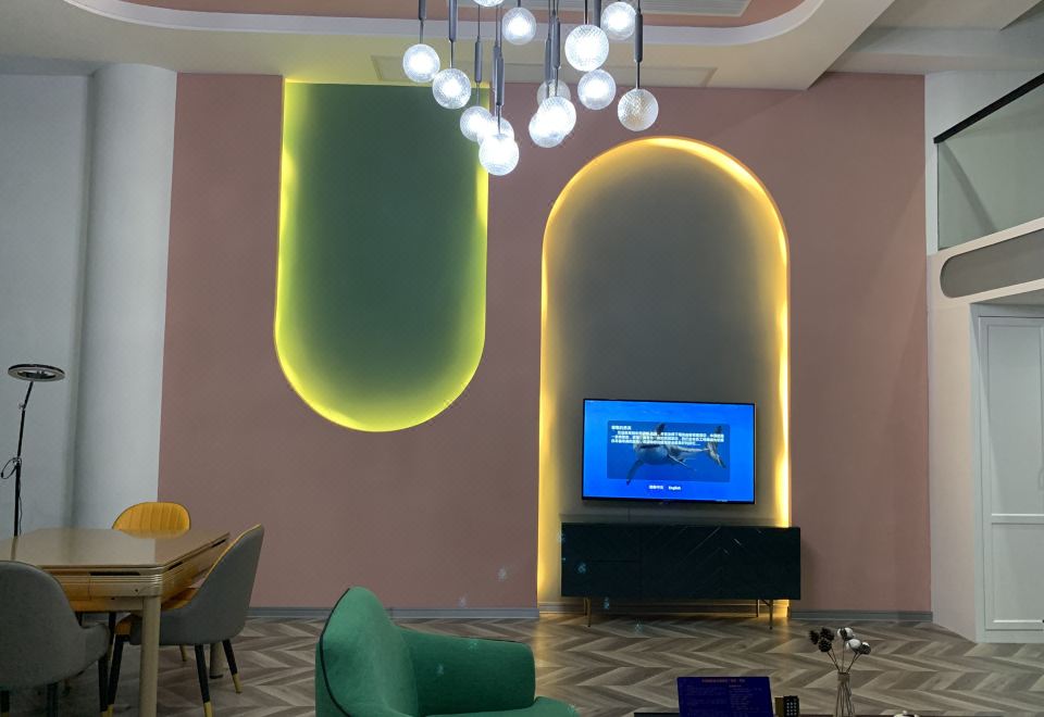 自由夢·Loft粉紅滑梯大套房【洗衣機+小廚房+冰箱】